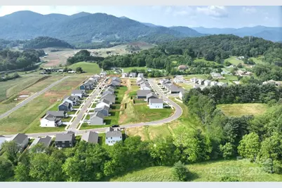 155 Ridgehaven Drive, Waynesville, NC 28786 - Photo 2