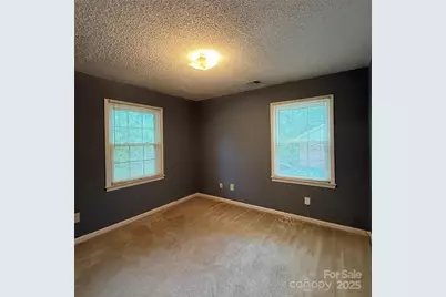 915 Eaglewood Avenue, Charlotte, NC 28212 - Photo 8