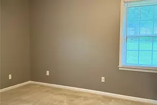 915 Eaglewood Ave, Charlotte, NC 28212 - Photo 10