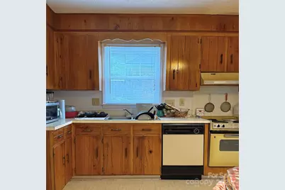 915 Eaglewood Avenue, Charlotte, NC 28212 - Photo 6