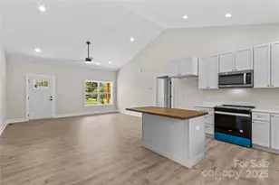 121 Jenkins Rd, Statesville, NC 28625 - Photo 8