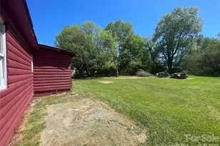 51 Robinson St, Waynesville, NC 28786 - Photo 26
