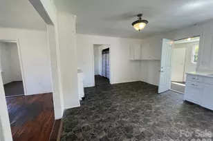 51 Robinson St, Waynesville, NC 28786 - Photo 8