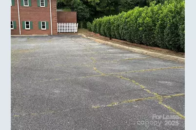 308 Mulberry Street SW, Lenoir, NC 28645 - Photo 4