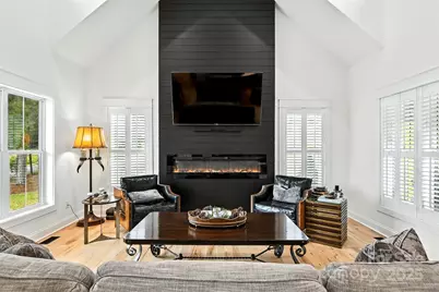 157 Franklin Lane, Taylorsville, NC 28681 - Photo 6