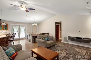 303 Brightwater Heights Dr, Hendersonville, NC 28791 - Photo 4