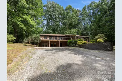 303 Brightwater Heights Drive, Hendersonville, NC 28791 - Photo 2