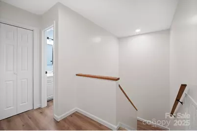 1017 21st Avenue NE, Hickory, NC 28601 - Photo 32