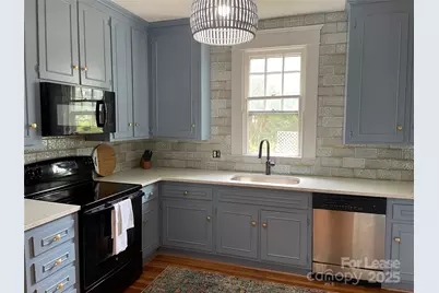 2615 Sharon Road, Charlotte, NC 28211 - Photo 8