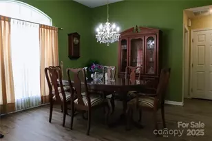 5116 Sunburst Ln, Charlotte, NC 28213 - Photo 4