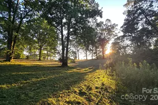 2285 Tarheel Pl, Lenoir, NC 28645 - Photo 24