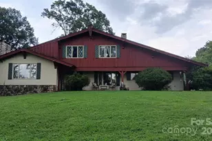 2285 Tarheel Pl, Lenoir, NC 28645 - Photo 2