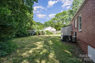 3154 Dublin Rd, Charlotte, NC 28208 - Photo 22