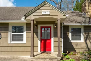 580 Maple St, Brevard, NC 28712 - Photo 8