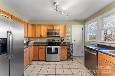 580 Maple Street, Brevard, NC 28712 - Photo 16