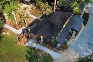 43 Polly Spout Rd, Marion, NC 28752 - Photo 44