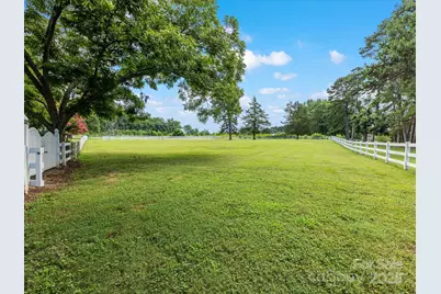 11215 Idlewild Road, Matthews, NC 28105 - Photo 18