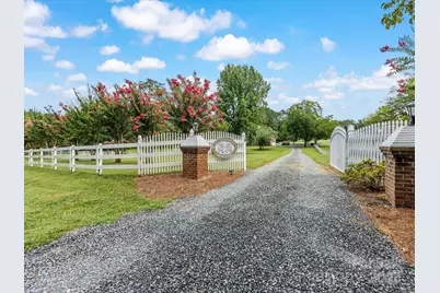 11215 Idlewild Road, Matthews, NC 28105 - Photo 1