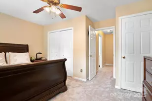 2826 Hosta Dr, Charlotte, NC 28269 - Photo 16