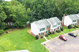 2826 Hosta Dr, Charlotte, NC 28269 - Photo 34