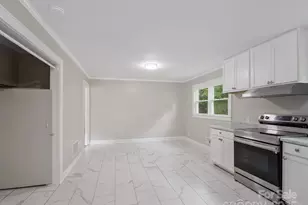 1806 Kingsley Dr, Albemarle, NC 28001 - Photo 10