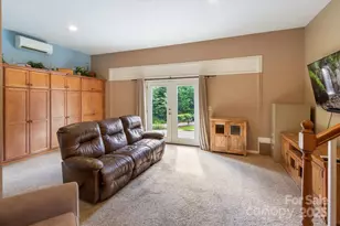 202 Merriwood Ln, Hendersonville, NC 28791 - Photo 26