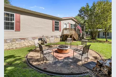 132 Bailey Mountain Road, Mars Hill, NC 28754 - Photo 2