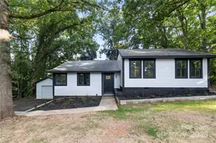 322 Breslin St, Wadesboro, NC 28170 - Photo 1