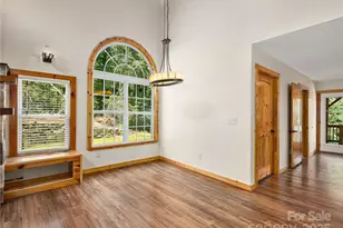 114 Nature Dr, Hendersonville, NC 28792 - Photo 4