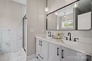 117 Scott Mdws Dr, Asheville, NC 28806 - Photo 14