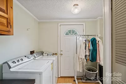 5909 Lake Valley Road, Clover, SC 29710 - Photo 18