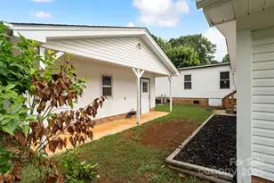 5909 Lake Valley Rd, Clover, SC 29710 - Photo 36