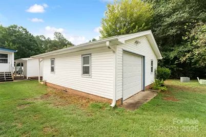 5909 Lake Valley Road, Clover, SC 29710 - Photo 6