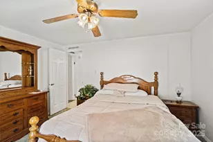 5909 Lake Valley Rd, Clover, SC 29710 - Photo 32