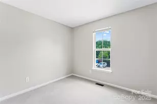 8856 Cinnabay Dr, Charlotte, NC 28216 - Photo 24