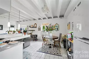 538 N Main St, Hendersonville, NC 28792 - Photo 20