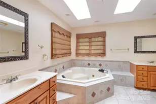 112 Hawks Nest Rdg, Cullowhee, NC 28723 - Photo 18