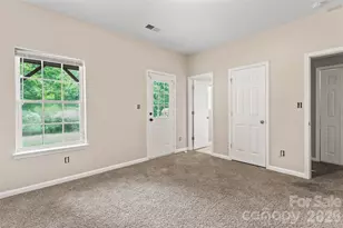 9768 Walkers Glen Dr NW, Concord, NC 28027 - Photo 18