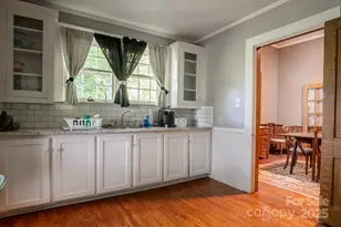 109 Fulton St, Kings Mountain, NC 28086 - Photo 14