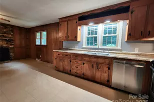 2019 Rhonda Dr, Gastonia, NC 28054 - Photo 12