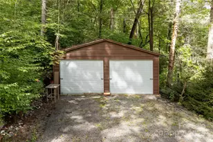 458 Rio Verde Dr, Zirconia, NC 28790 - Photo 20