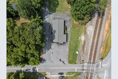 111 W Rutledge Avenue, Gaffney, SC 29340 - Photo 34