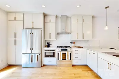 205 Broadway Street, Asheville, NC 28801 - Photo 10