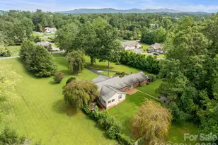 429 Brooklyn Ave, Hendersonville, NC 28792 - Photo 42