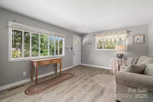 429 Brooklyn Ave, Hendersonville, NC 28792 - Photo 30