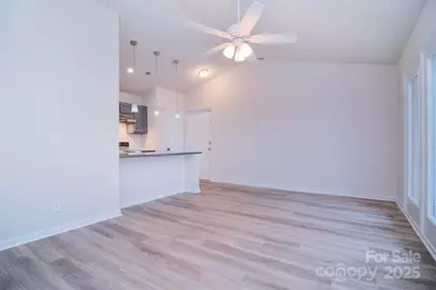 6120 Meadow Rose Lane, Charlotte, NC 28215 - Photo 4