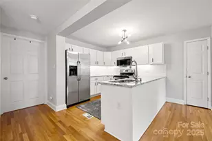 3725 Sudbury Rd, Charlotte, NC 28205 - Photo 8