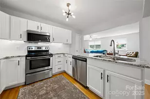 3725 Sudbury Rd, Charlotte, NC 28205 - Photo 6