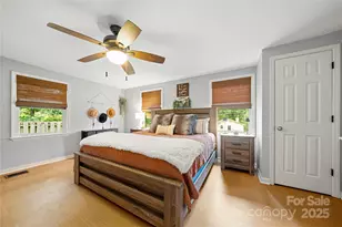 3725 Sudbury Rd, Charlotte, NC 28205 - Photo 16