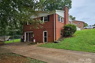 116 Hilltop Ave, Valdese, NC 28690 - Photo 6